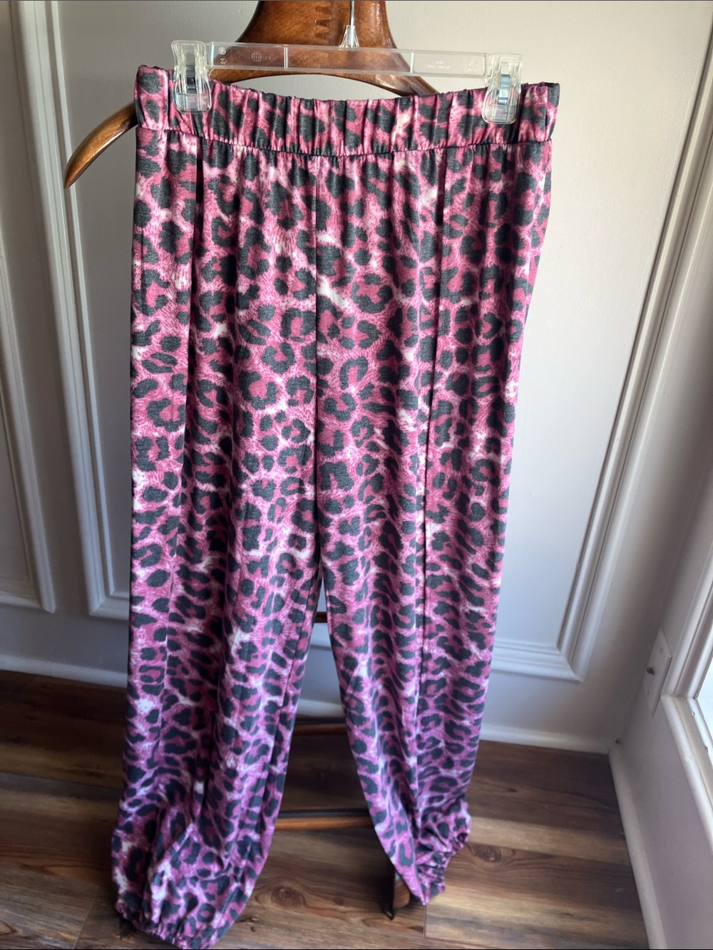 Zenana Outfitters Leopard Print Harem Style Jogger Pants. Bought new on July 26. - Picture 3 of 6